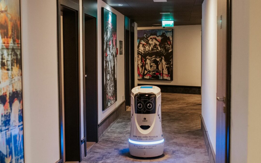 Hoteloví roboti šetří zaměstnancům čas